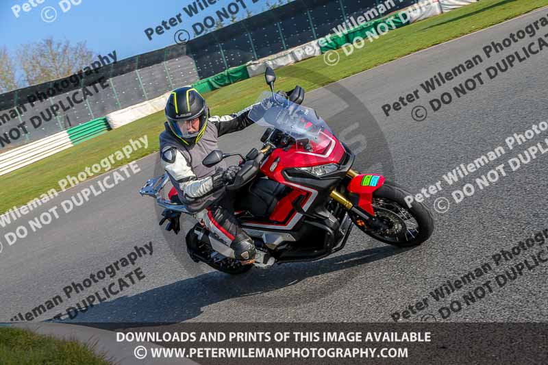 PJM Wedding Photography;enduro digital images;event digital images;eventdigitalimages;mallory park;mallory park photographs;mallory park trackday;mallory park trackday photographs;no limits trackdays;peter wileman photography;racing digital images;trackday digital images;trackday photos